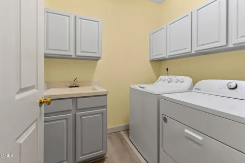 101 Greygate Place Cary NC 27518