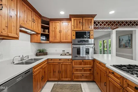 18 Strawberry Ridge Lane Durham NC 27713