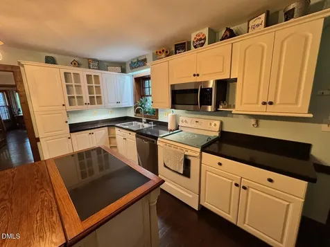 2005 Quail Roost Street Clayton NC 27527