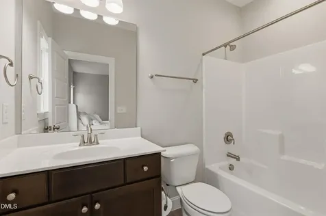 7421 Stonehenge Farm Lane Raleigh NC 27613