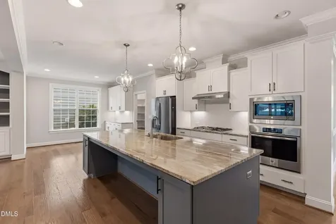 7421 Stonehenge Farm Lane Raleigh NC 27613
