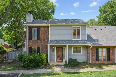 118 Clancy Circle Cary NC 27511