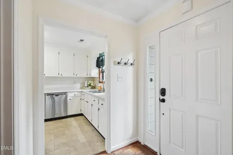 118 Clancy Circle Cary NC 27511