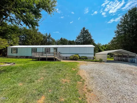 32 Everett Avenue Roxboro NC 27574