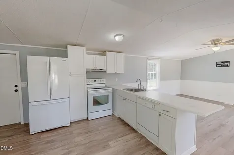 32 Everett Avenue Roxboro NC 27574