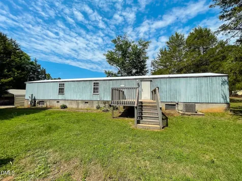 32 Everett Avenue Roxboro NC 27574