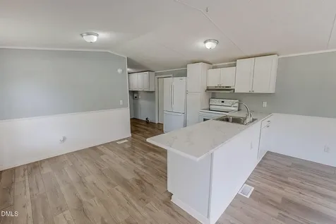 32 Everett Avenue Roxboro NC 27574