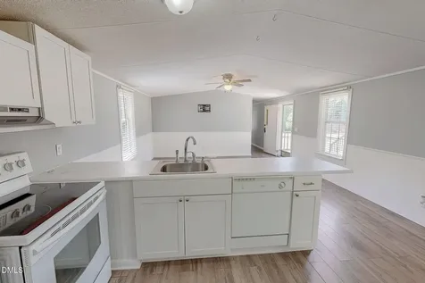 32 Everett Avenue Roxboro NC 27574