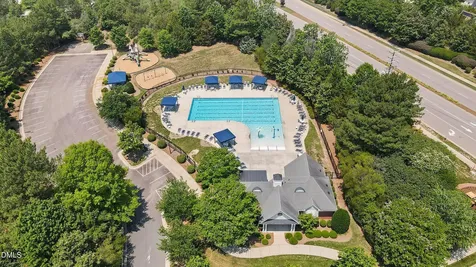 824 Magalloway Drive Cary NC 27519