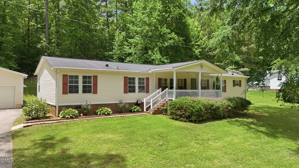 1427 Cherokee Trail Sanford NC 27332