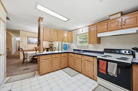 1427 Cherokee Trail Sanford NC 27332