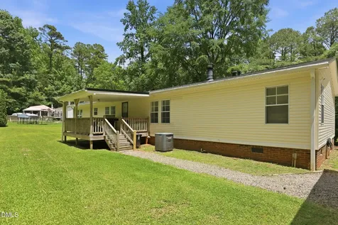 1427 Cherokee Trail Sanford NC 27332