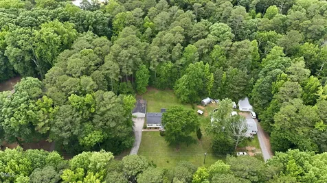 1427 Cherokee Trail Sanford NC 27332