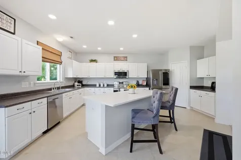 5702 Orchard Beach Lane Raleigh NC 27616