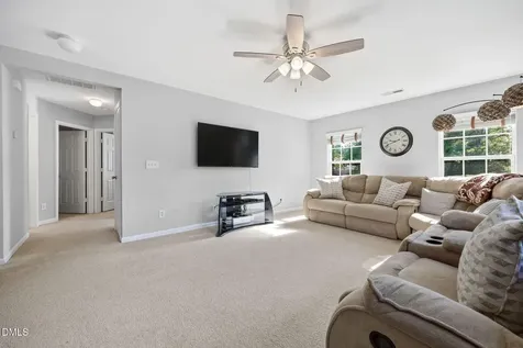 5702 Orchard Beach Lane Raleigh NC 27616