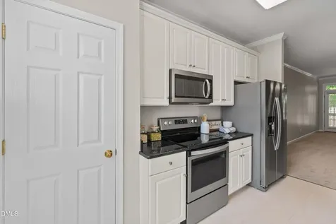 18 Scottish Lane Durham NC 27707
