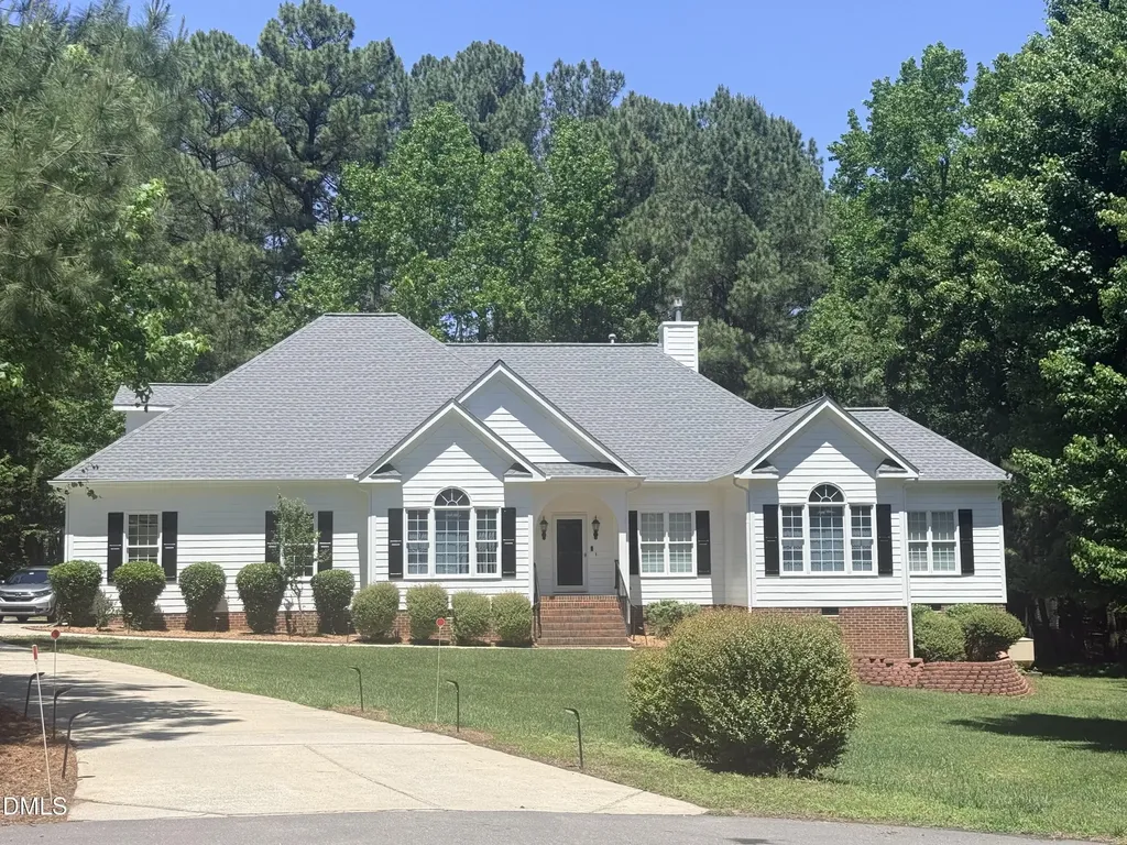 2704 Dray Court Raleigh NC 27613