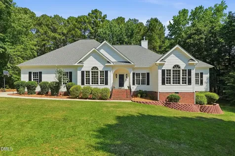 2704 Dray Court Raleigh NC 27613