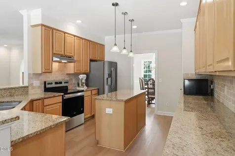 2704 Dray Court Raleigh NC 27613