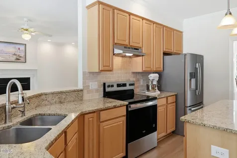 2704 Dray Court Raleigh NC 27613