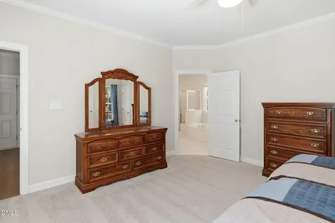 2704 Dray Court Raleigh NC 27613