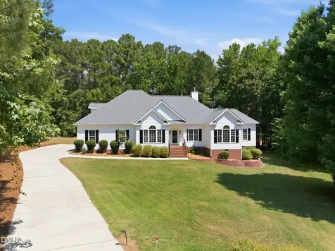 2704 Dray Court Raleigh NC 27613