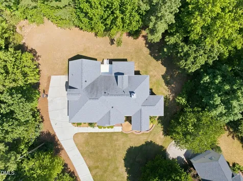 2704 Dray Court Raleigh NC 27613