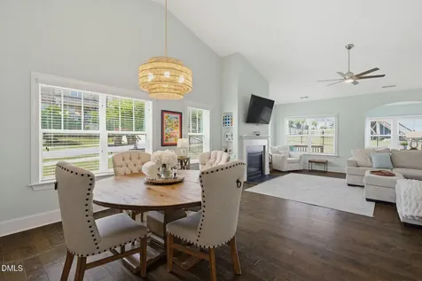 1813 Knights Crest Way Wake Forest NC 27587