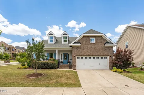1813 Knights Crest Way Wake Forest NC 27587