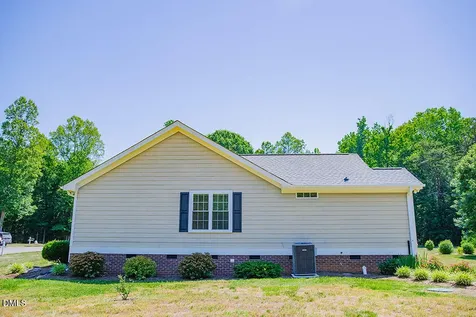 62 Red Berry Holly Lane Hurdle Mills NC 27541