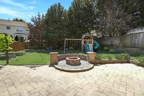 632 Steedmont Drive Holly Springs NC 27540