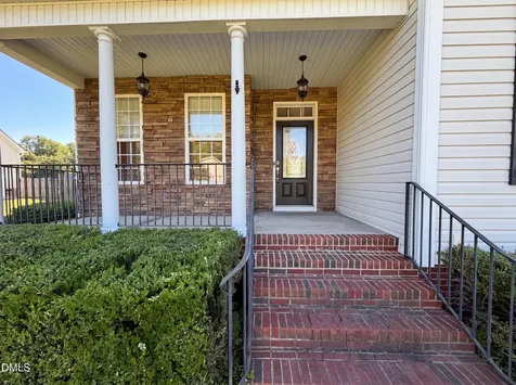 8100 Mosby Way Willow Springs NC 27592