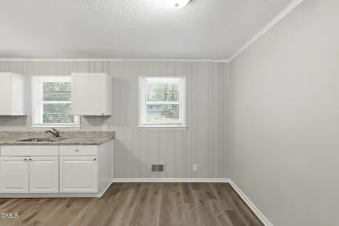 113 E Franklin Street Zebulon NC 27597