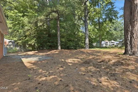 113 E Franklin Street Zebulon NC 27597
