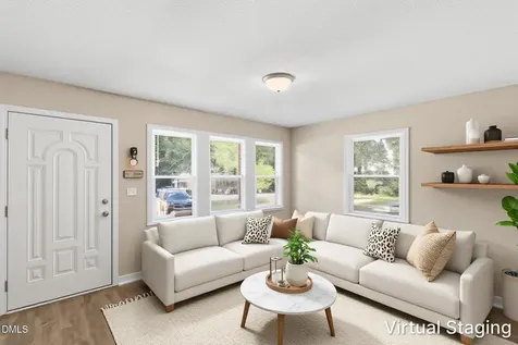 113 E Franklin Street Zebulon NC 27597