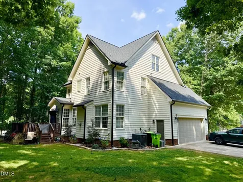 22 Goldthread Avenue Clayton NC 27527