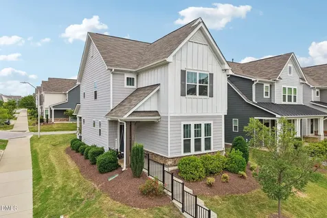 124 Daisy Grove Lane Holly Springs NC 27540