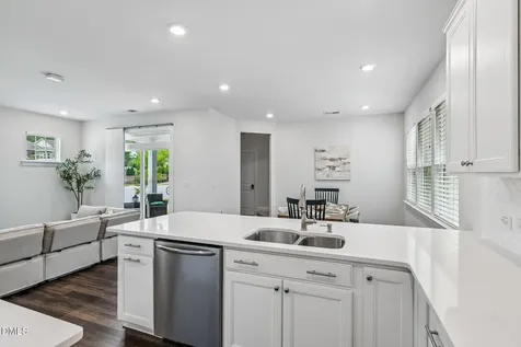 124 Daisy Grove Lane Holly Springs NC 27540