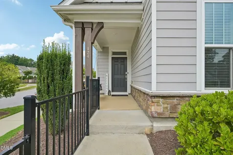 124 Daisy Grove Lane Holly Springs NC 27540