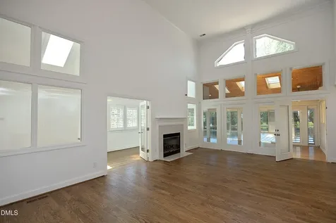 729 Crabtree Crossing Parkway Cary NC 27513