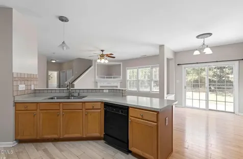 5435 Seaspray Lane Raleigh NC 27610