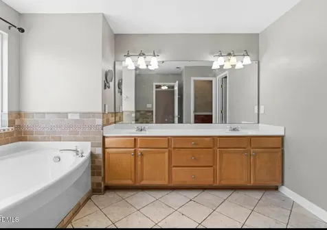 5435 Seaspray Lane Raleigh NC 27610