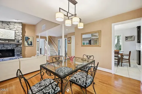 6101 Dresden Lane Raleigh NC 27612