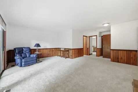 6101 Dresden Lane Raleigh NC 27612