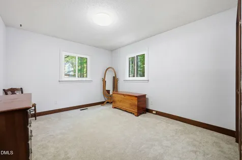 6101 Dresden Lane Raleigh NC 27612