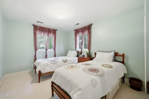 6101 Dresden Lane Raleigh NC 27612