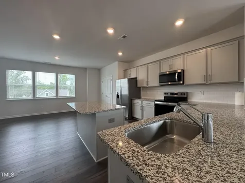 724 Dorset Stream Drive Fuquay Varina NC 27526