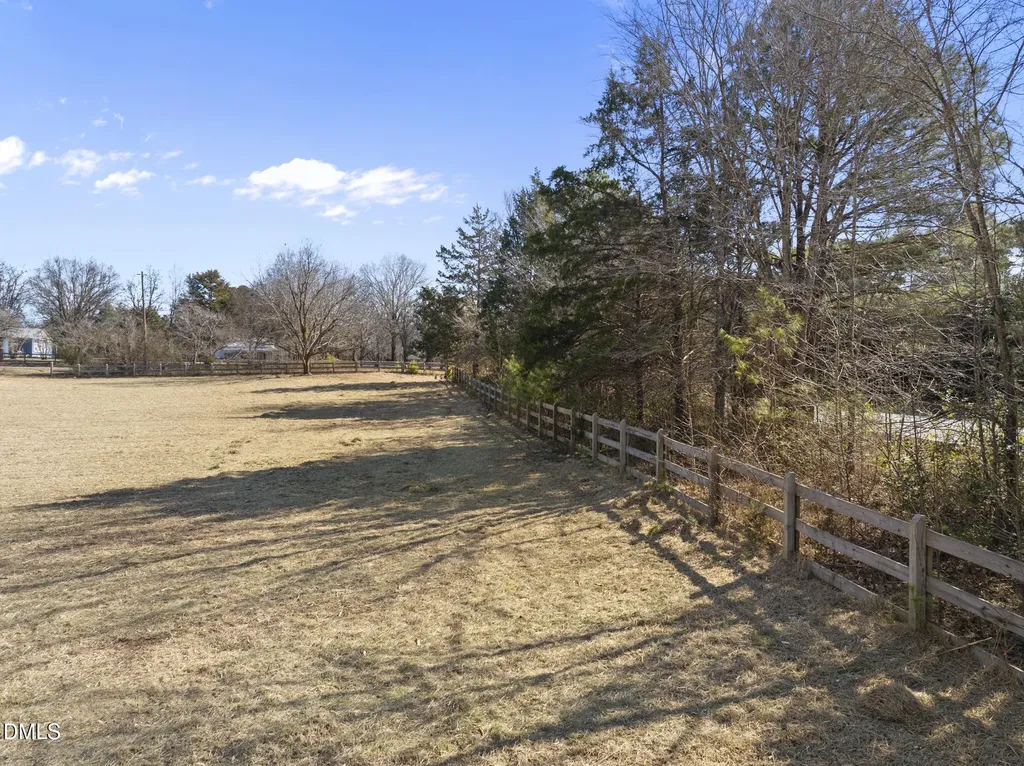 2A Dairyland Road Chapel Hill NC 27516