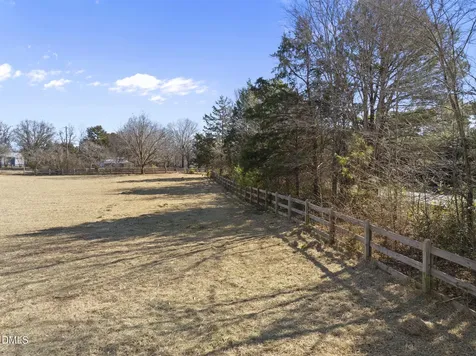 2A Dairyland Road Chapel Hill NC 27516