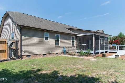 127 Woodglen Drive Clayton NC 27527